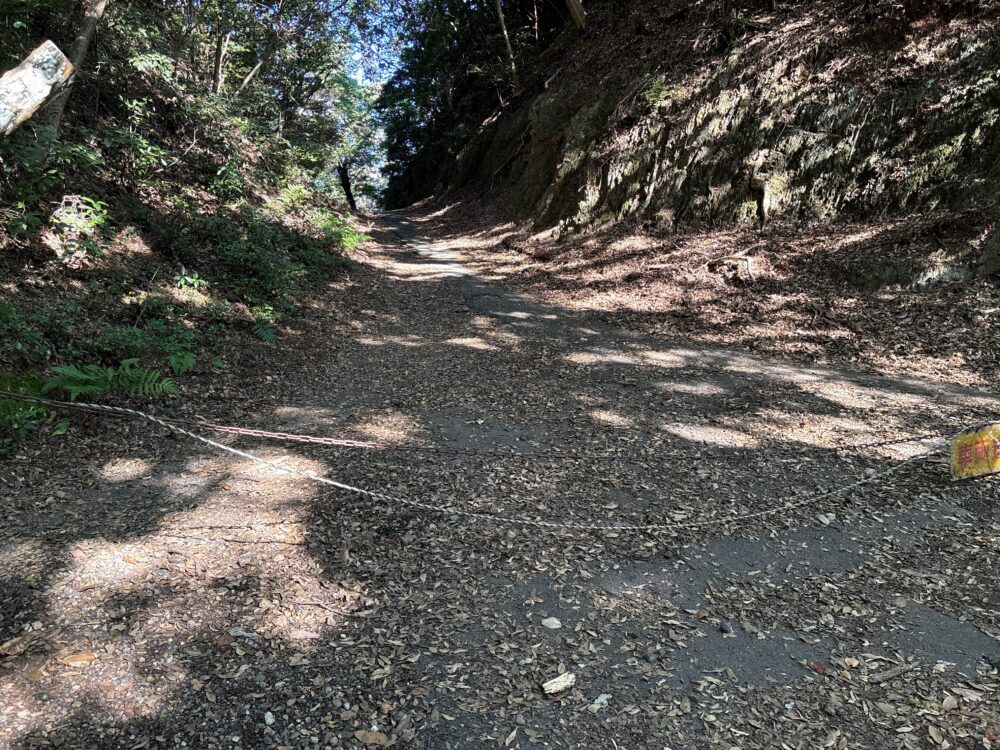 七曲峠登山口
